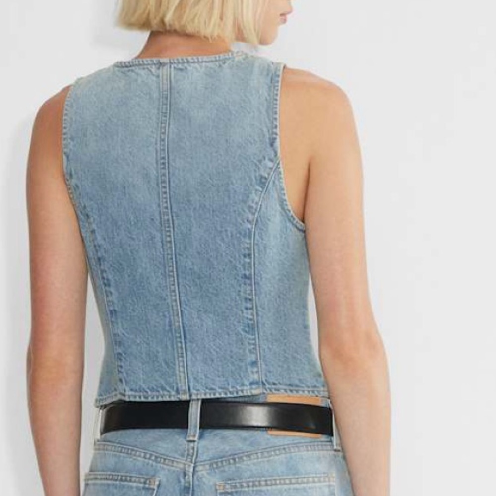 Aritzia Denim Forum The 90s Mia Denim Vest - Picture 4 of 4